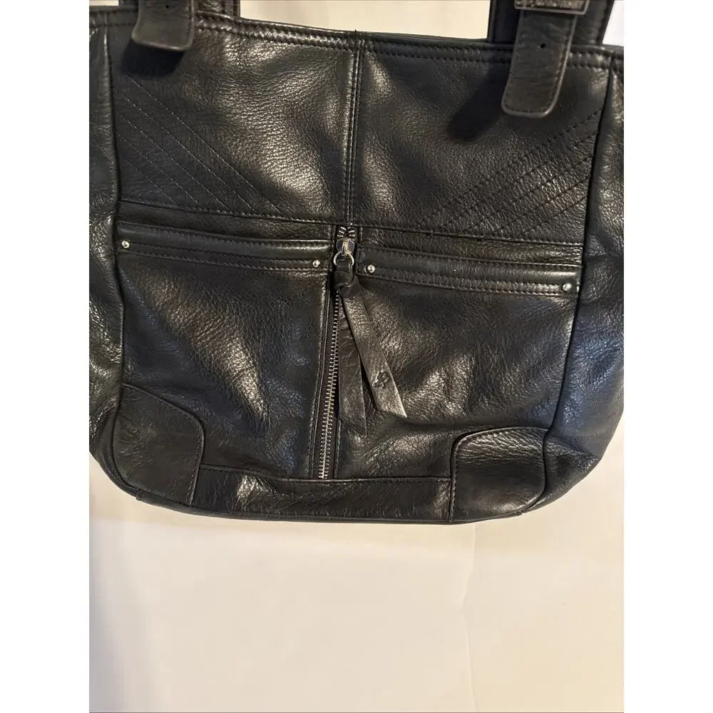 B Makowsky Black Leather Bag Y2K Shoulder Front Pockets Silver